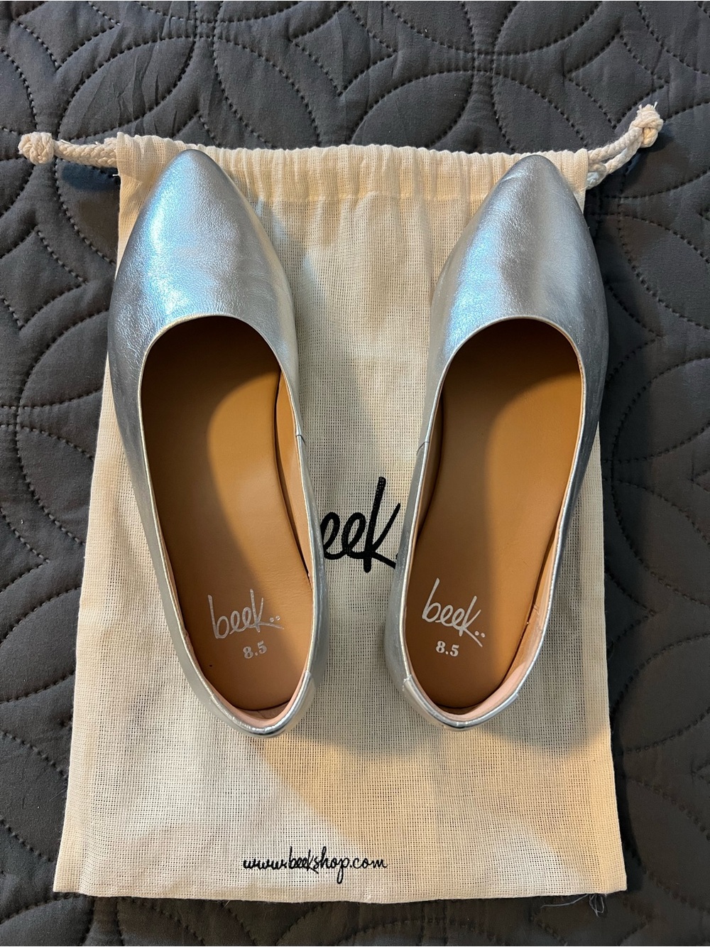Beek: Swoop Leather Ballet Slipper - Silver EUC / Like New! Size 8.5